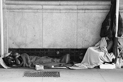 Homeless : Street Life : New York : Personal Photo Projects : Photos : Richard Moore : Photographer